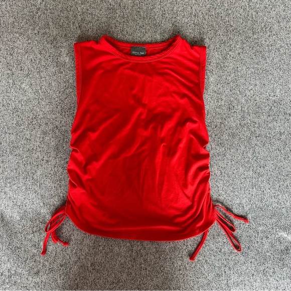 Olivia Rae Tops - Olivia Rae red  sleeveless ruched side t-shirt size L